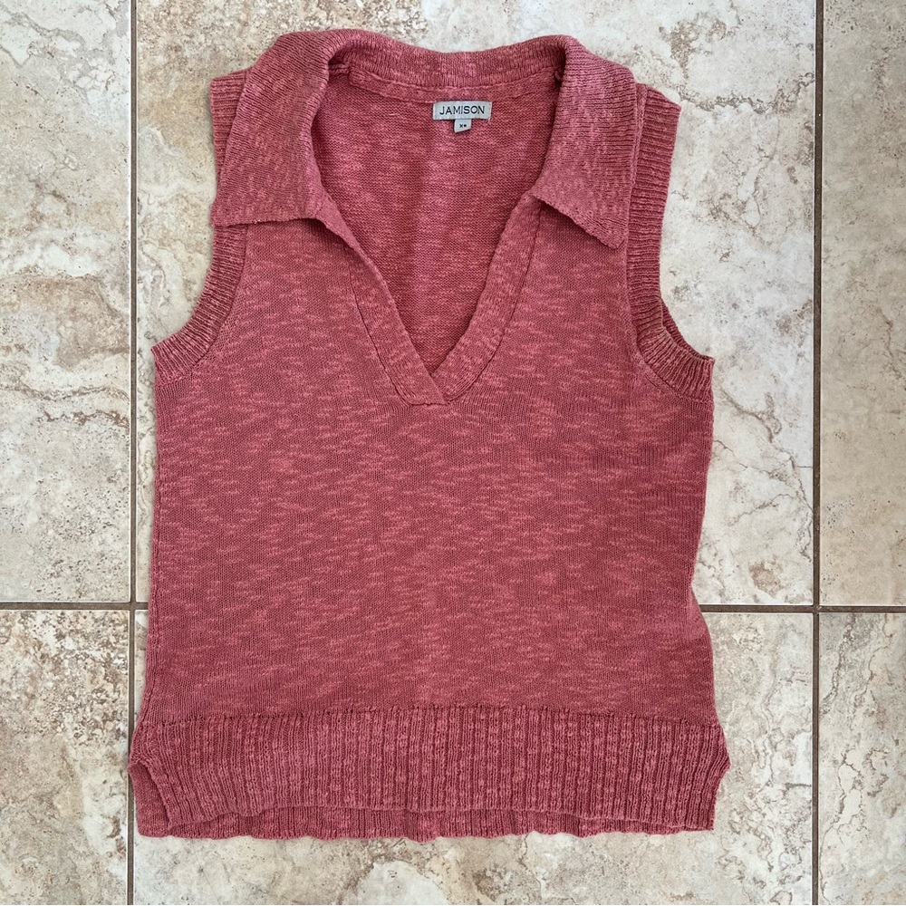 Jamison v neck cotton Knit Sleeveless Top, dusty rose color